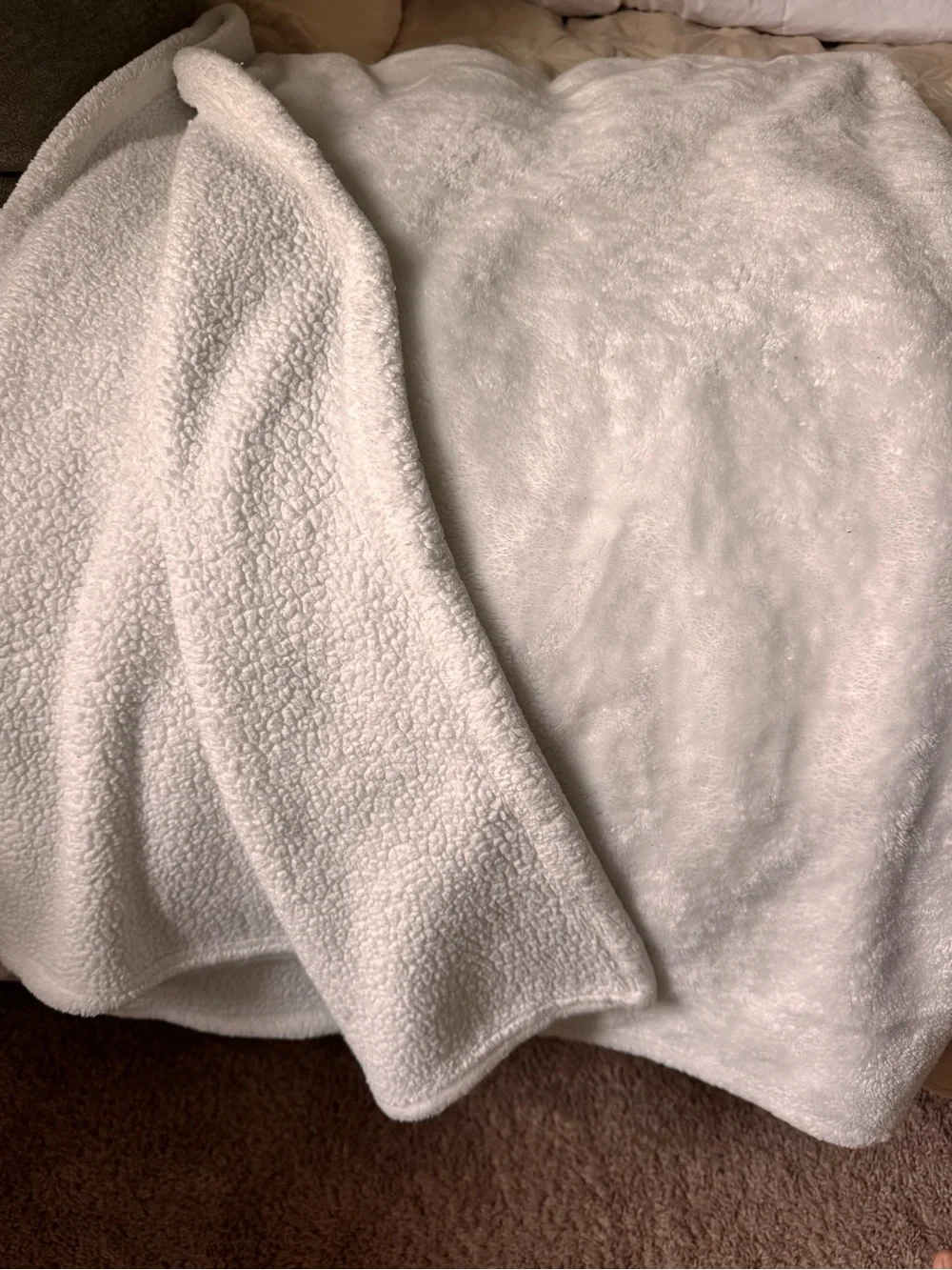 50x74 Plush White Sherpa Throw Blanket - Cozy Home Bedding